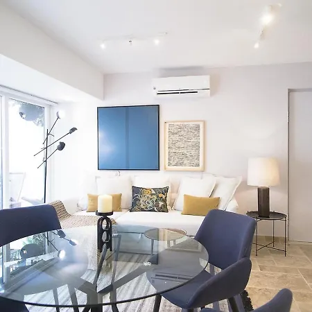 Santos Cozy With Ac And Terrace Daire